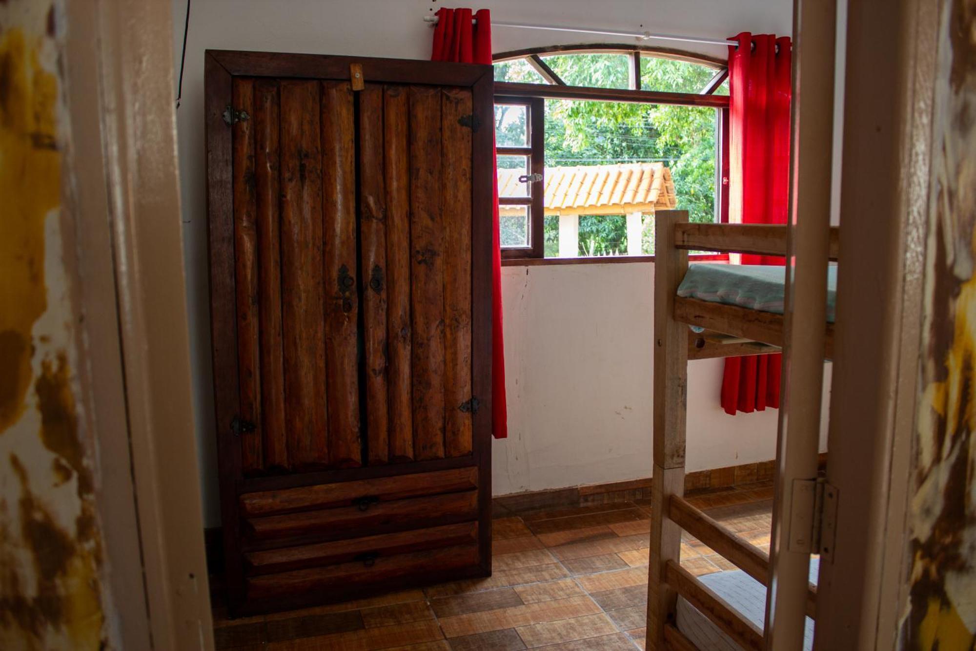 Villa Chacara Familia Buscape Oliveira à Aracariguama Extérieur photo