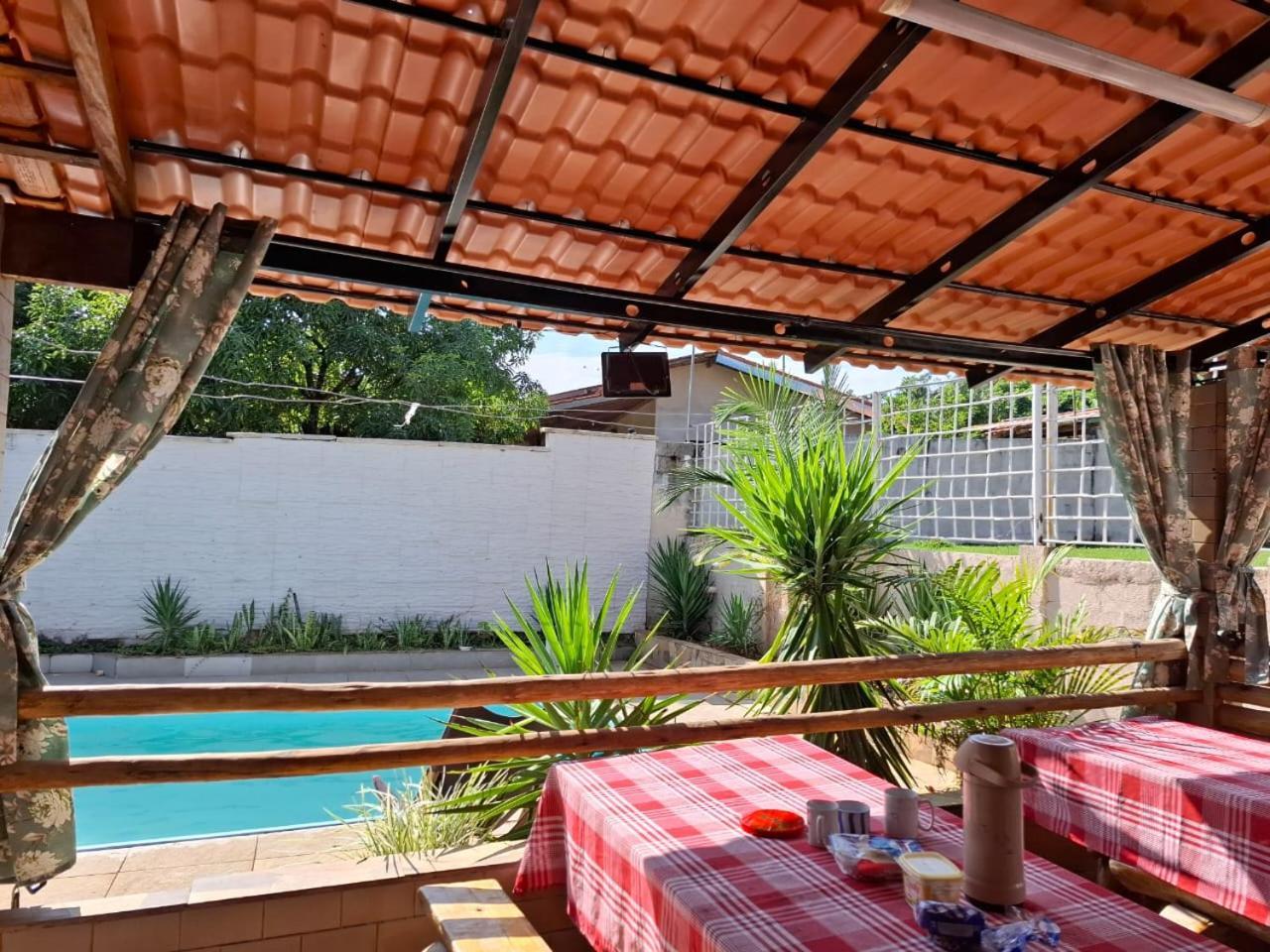 Villa Chacara Familia Buscape Oliveira à Aracariguama Extérieur photo